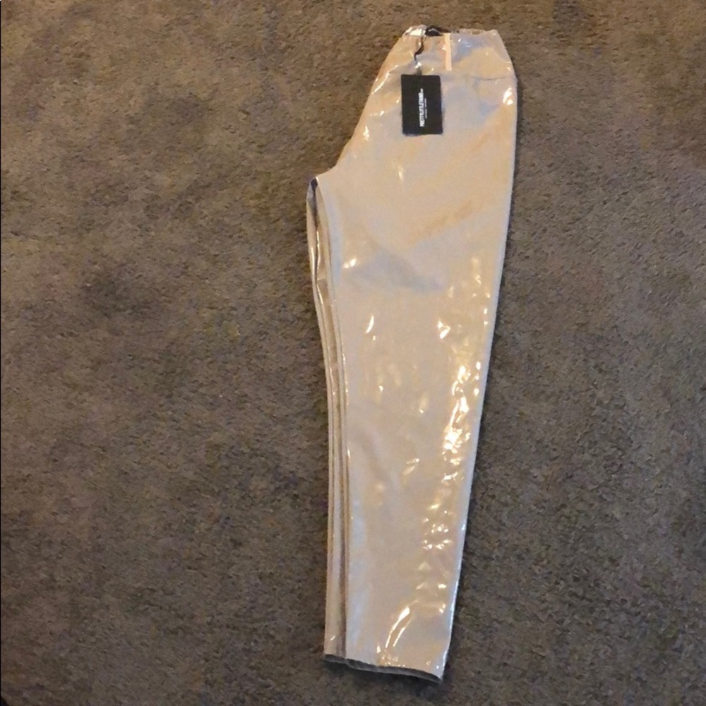 Pants - Picture 3 of 3